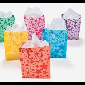 PARTY GIFT BAGS